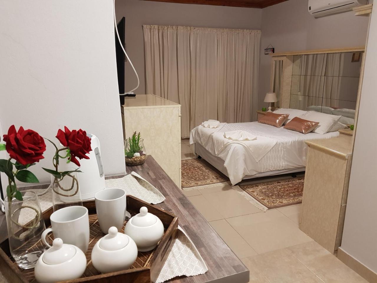 Ry Courtyard Hotel Oshakati Exterior foto